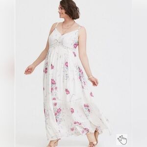 Torrid - Ivory Floral Challis Maxi Dress - size 2 (18/20)